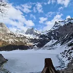 Dangos Mountainview 고사우