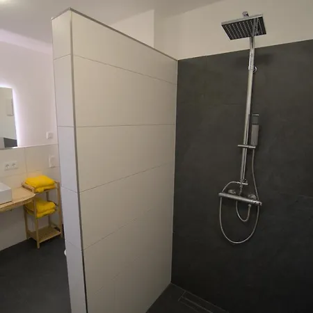 Dangos Mountainview Гозау